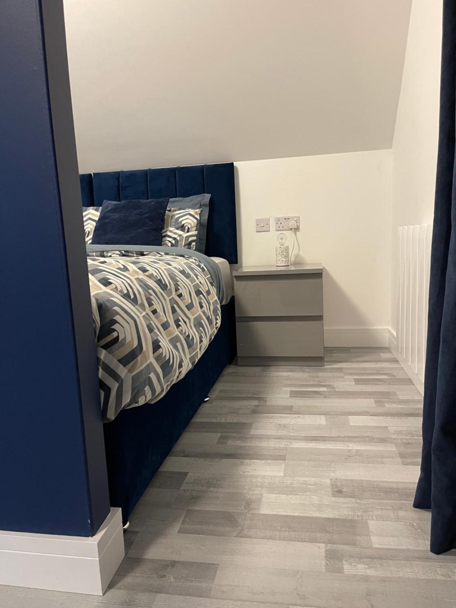 Lochside Loft - Self Catering Apartment For 2 In A Great Location For Inverness Airport And Both Cabot Highlands & Nairn Golf Courses Exteriér fotografie