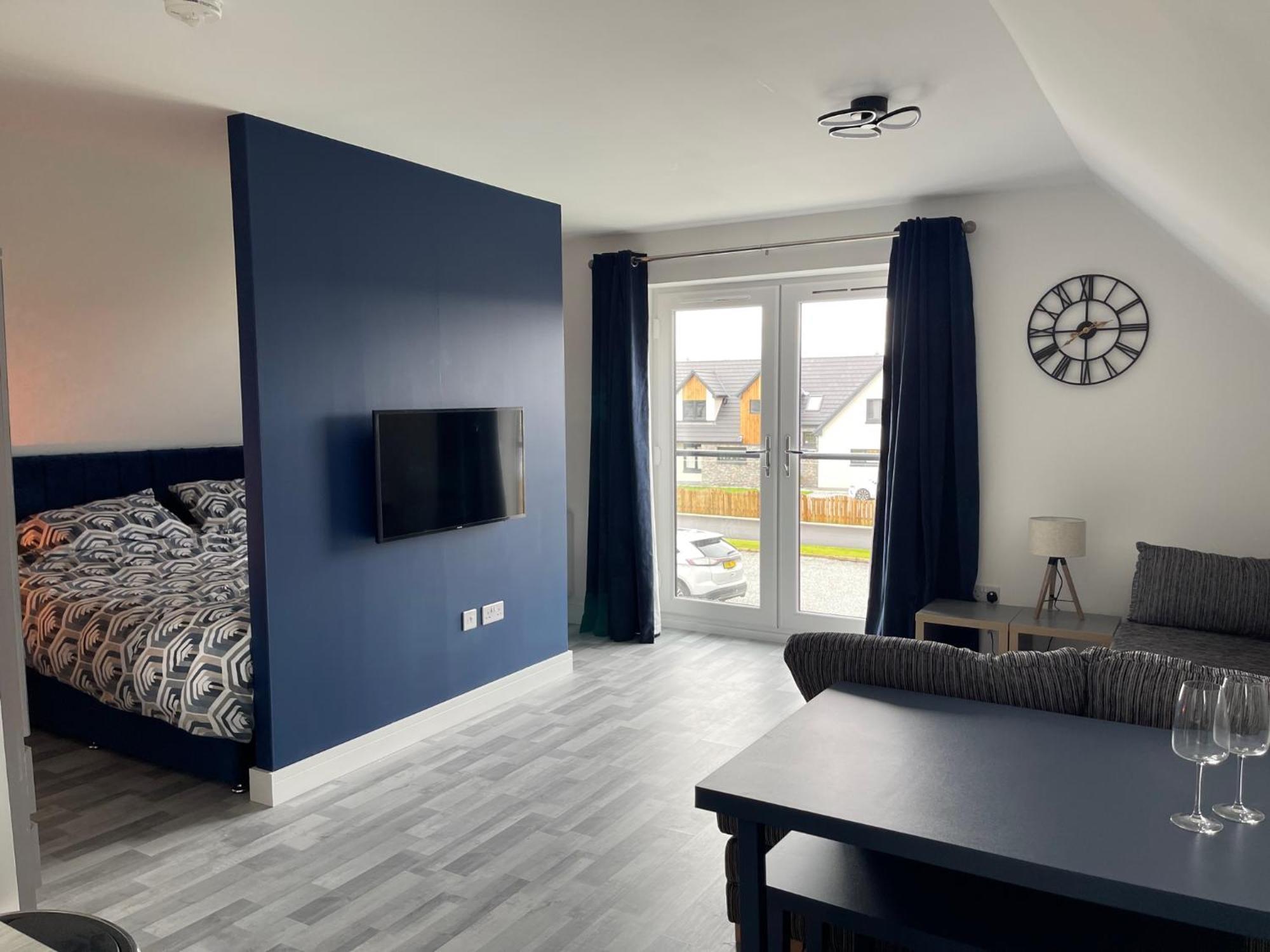 Lochside Loft - Self Catering Apartment For 2 In A Great Location For Inverness Airport And Both Cabot Highlands & Nairn Golf Courses Exteriér fotografie