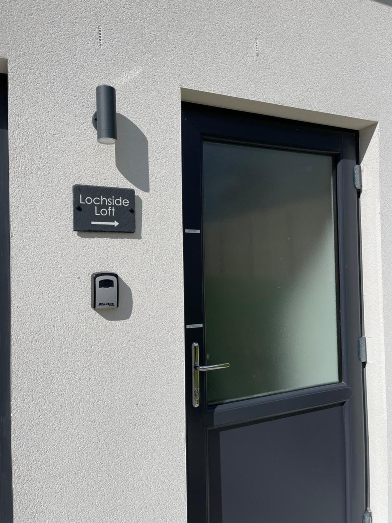 Lochside Loft - Self Catering Apartment For 2 In A Great Location For Inverness Airport And Both Cabot Highlands & Nairn Golf Courses Exteriér fotografie